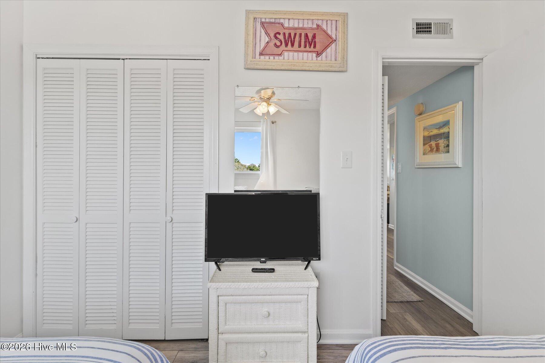1000 Caswell Beach Road 302