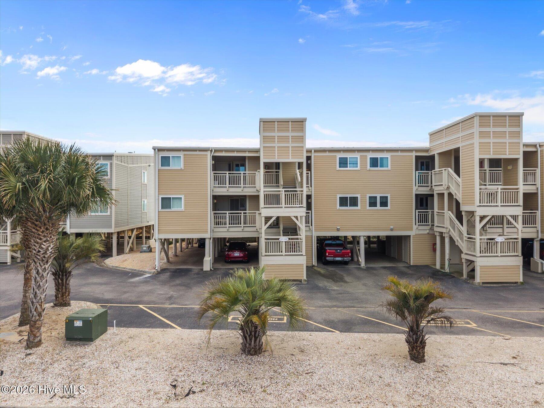 1000 Caswell Beach Road 302