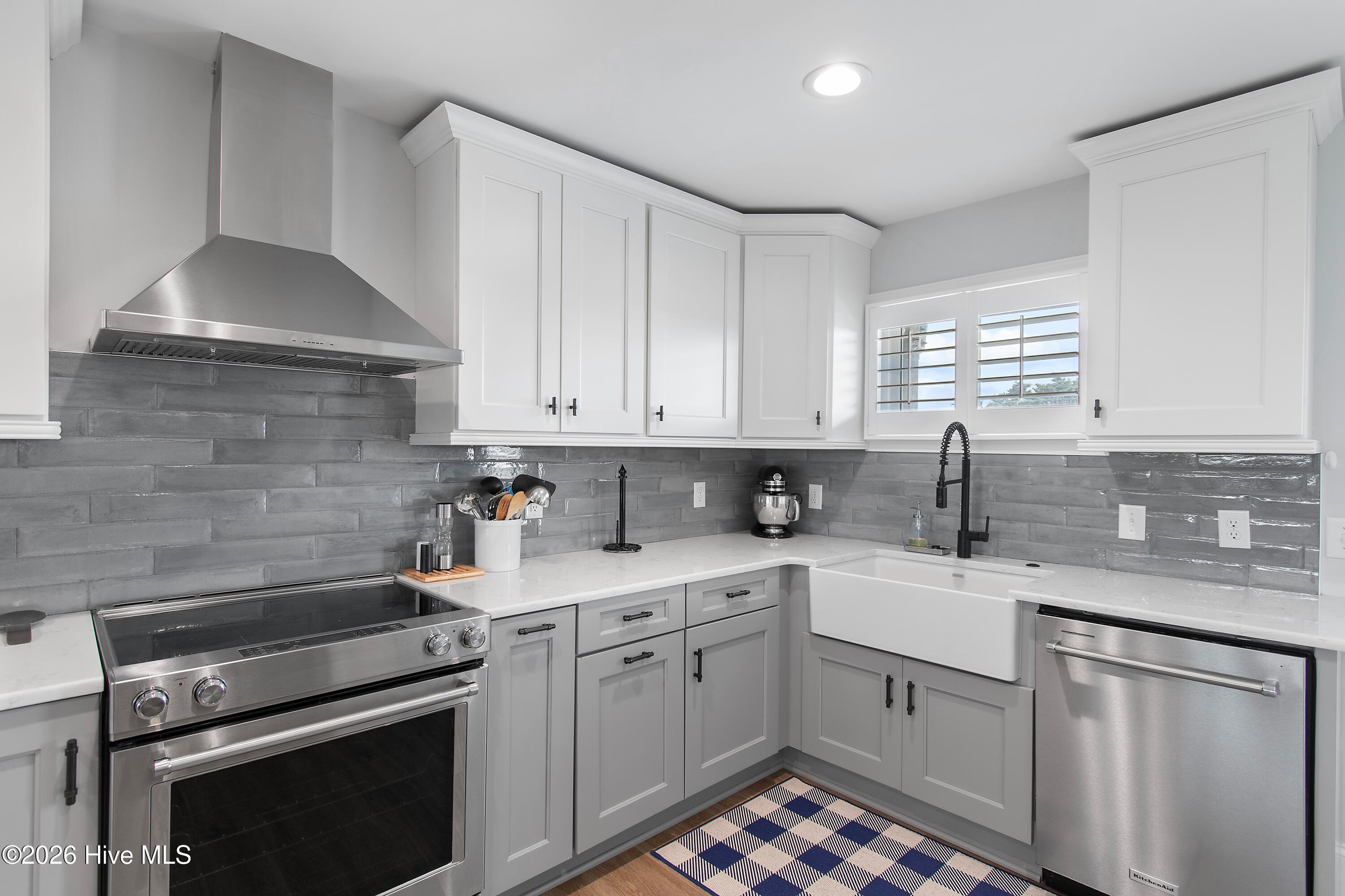 316 Caswell Beach Road