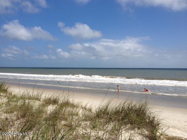 101 6 W Oak Island Drive