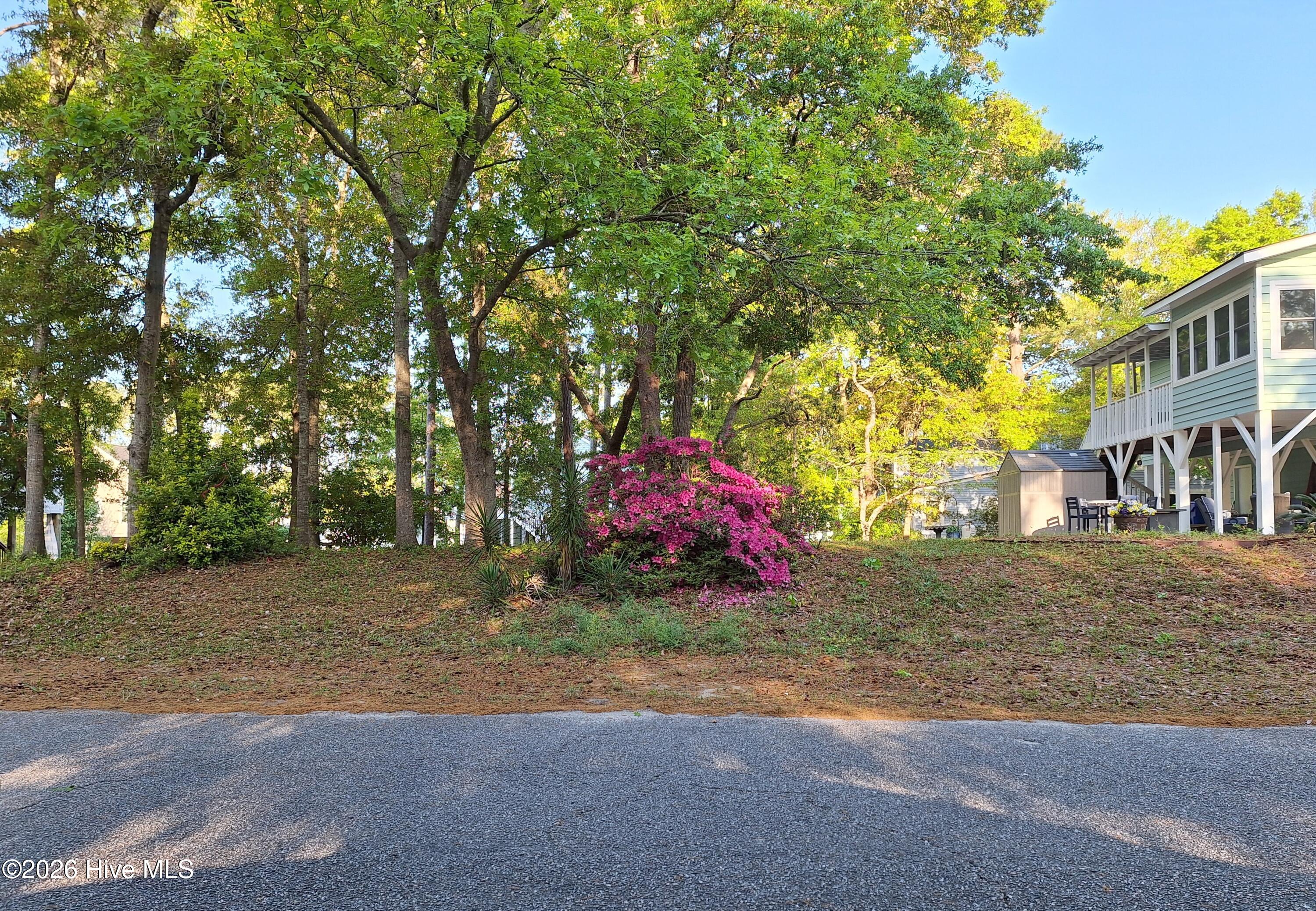 101 6 W Oak Island Drive