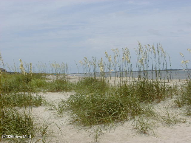 101 6 W Oak Island Drive