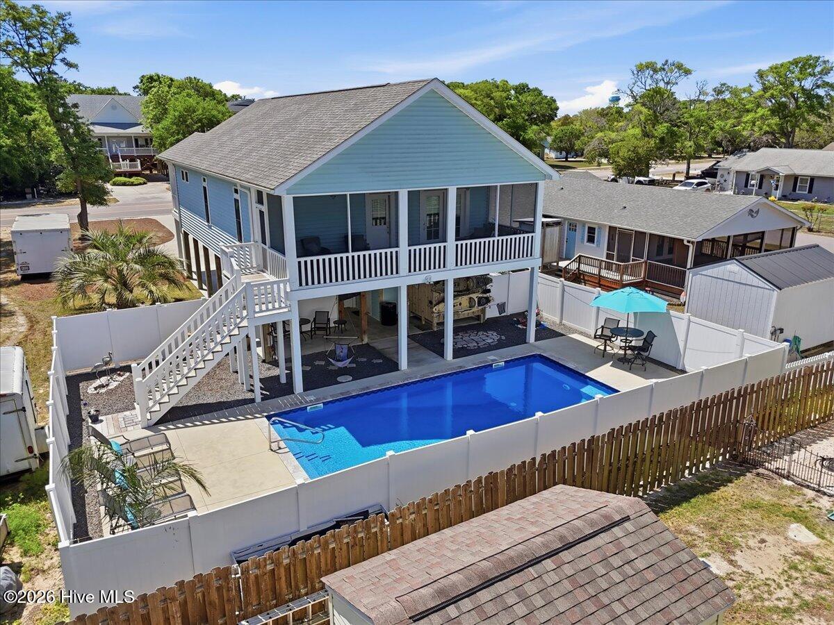 804 E Oak Island Drive