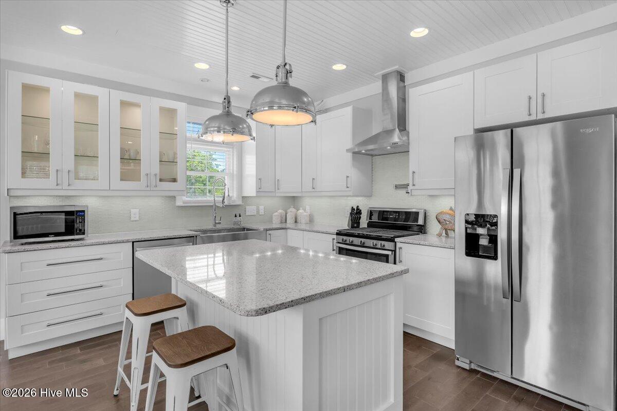 804 E Oak Island Drive