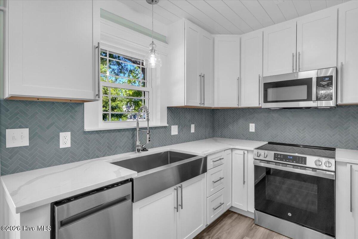 147 NE 19th Street