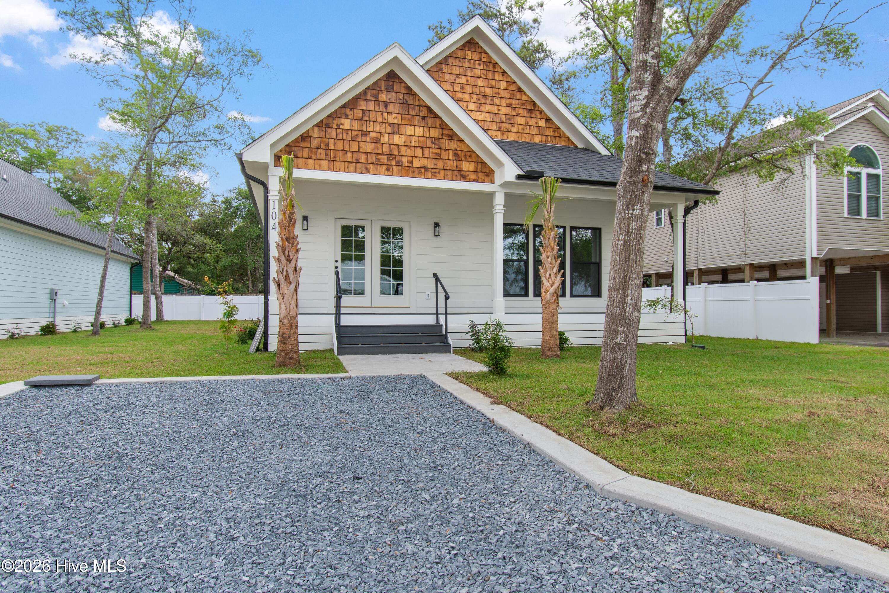 104 NW 23rd Street