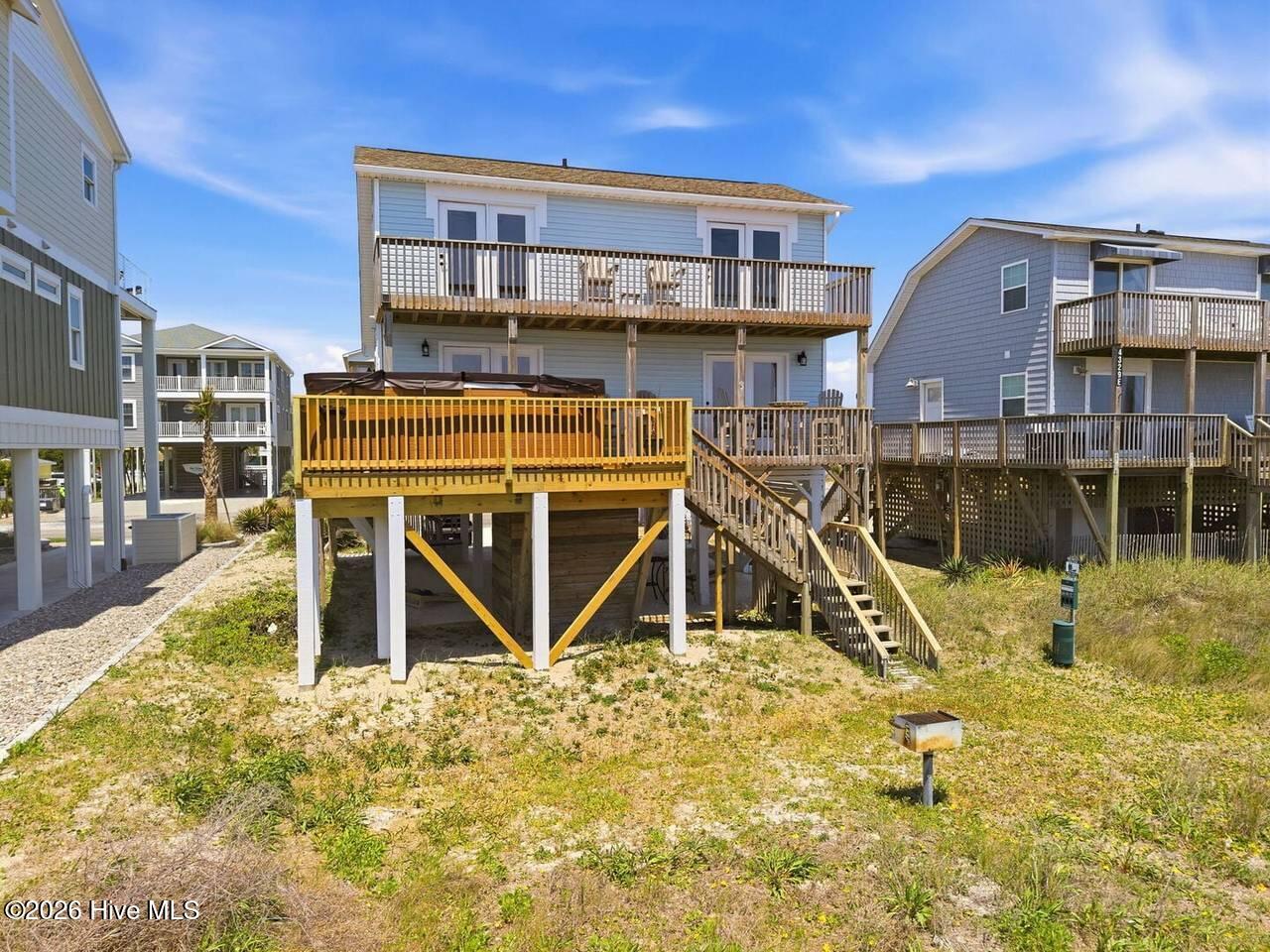 4327 E Beach Drive