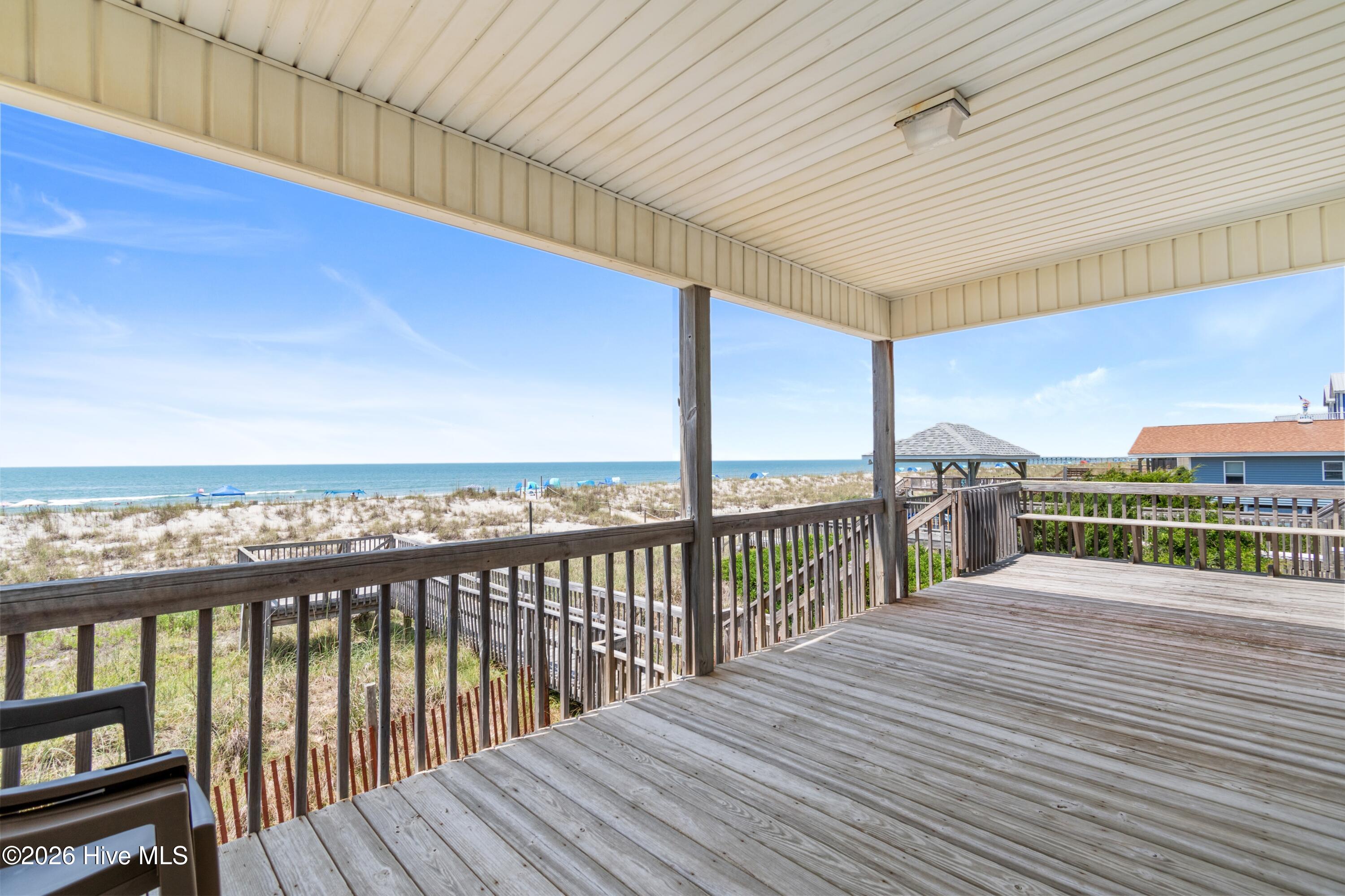 2203 E Beach Drive