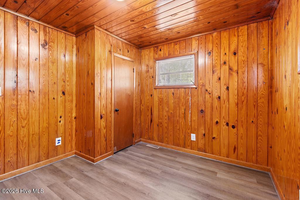 129 NE 18th Street NE