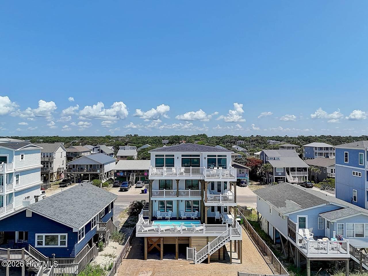 923 E Beach Drive