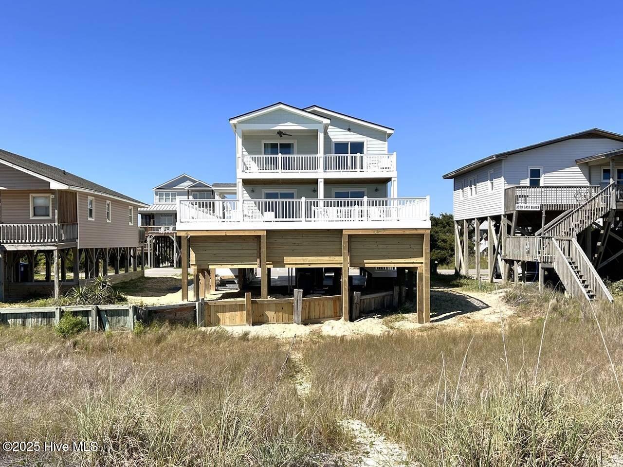 3527 E Beach Drive