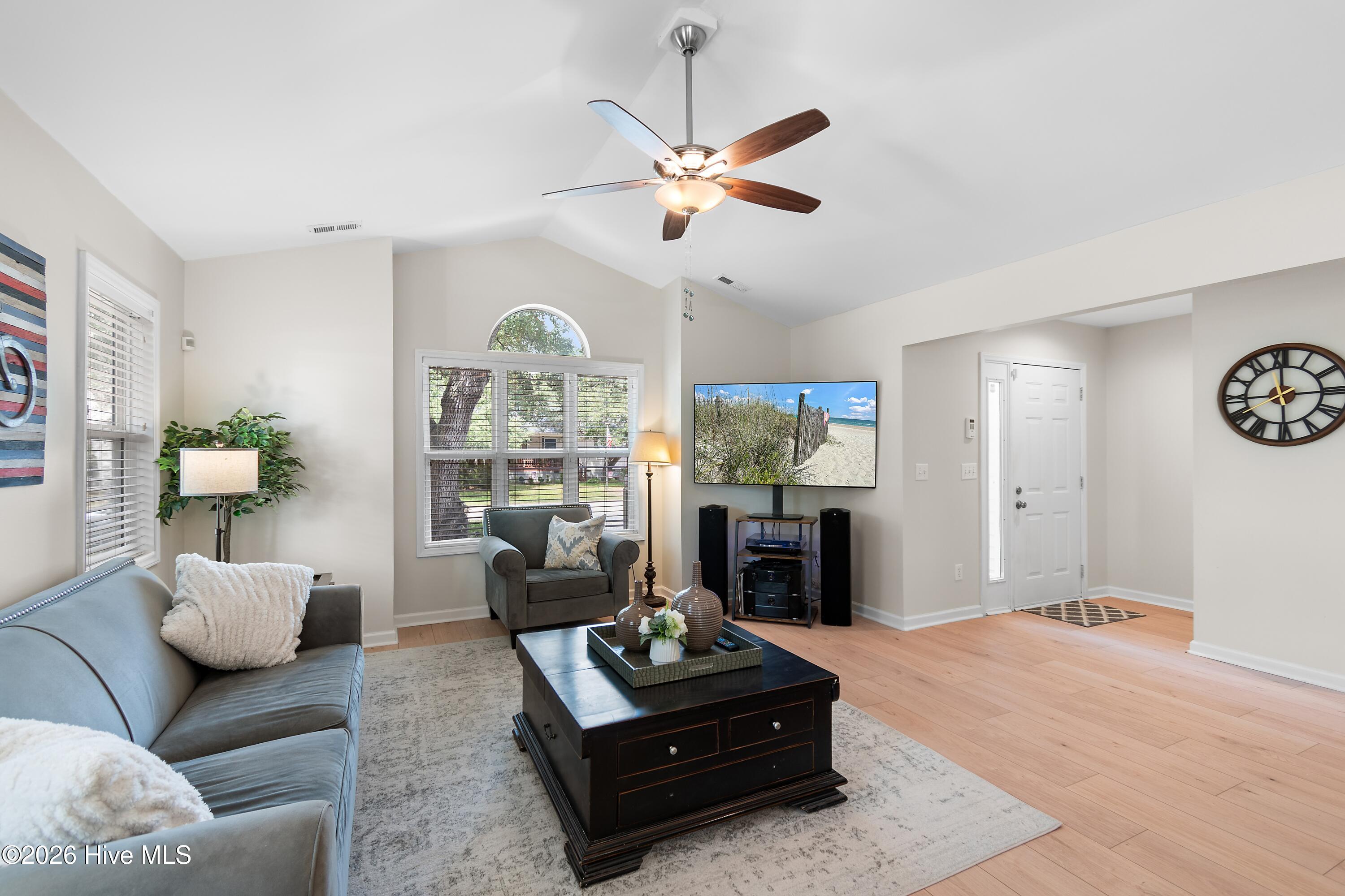 124 NW 8th Street