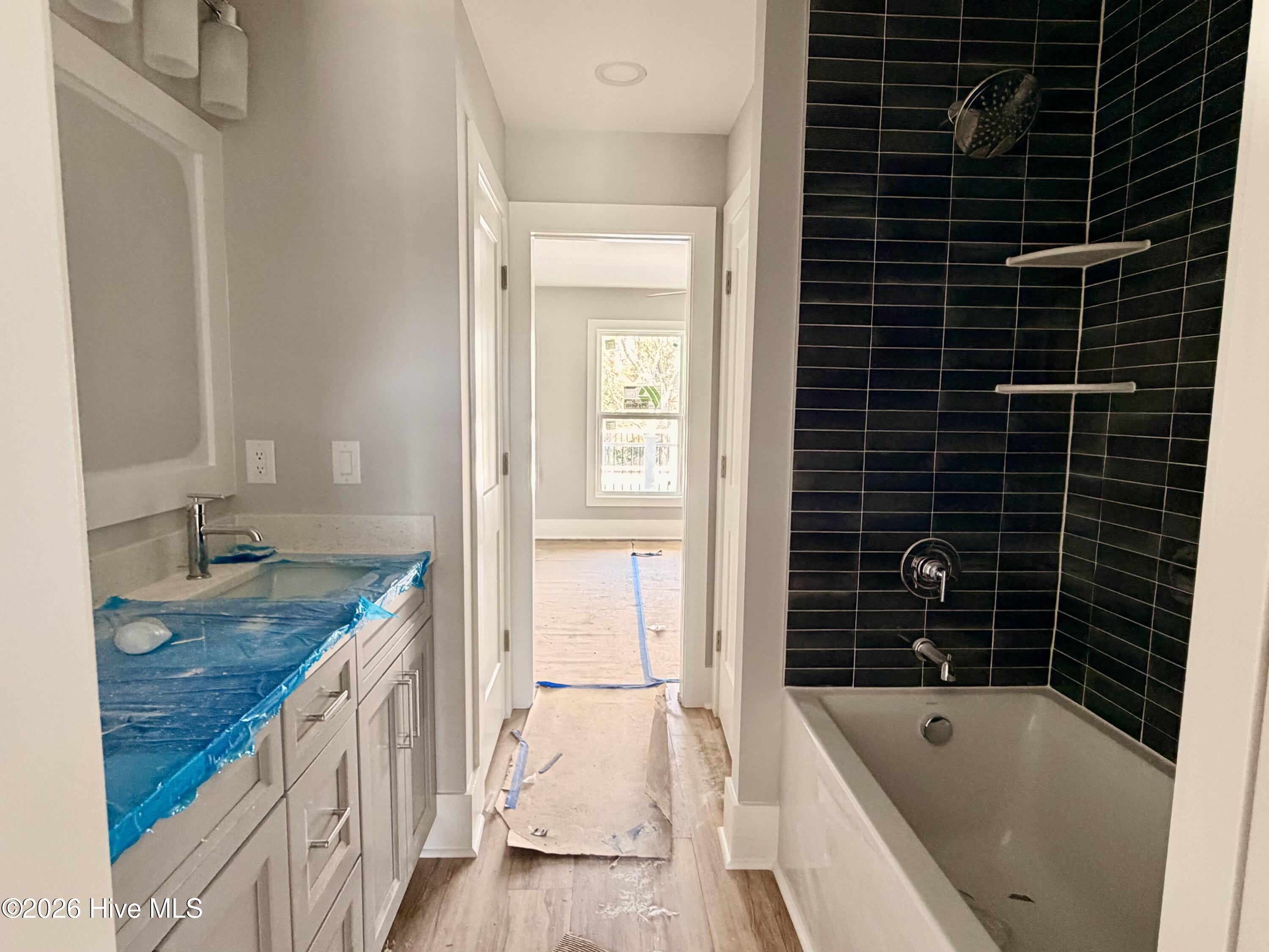 206 W Pelican Drive