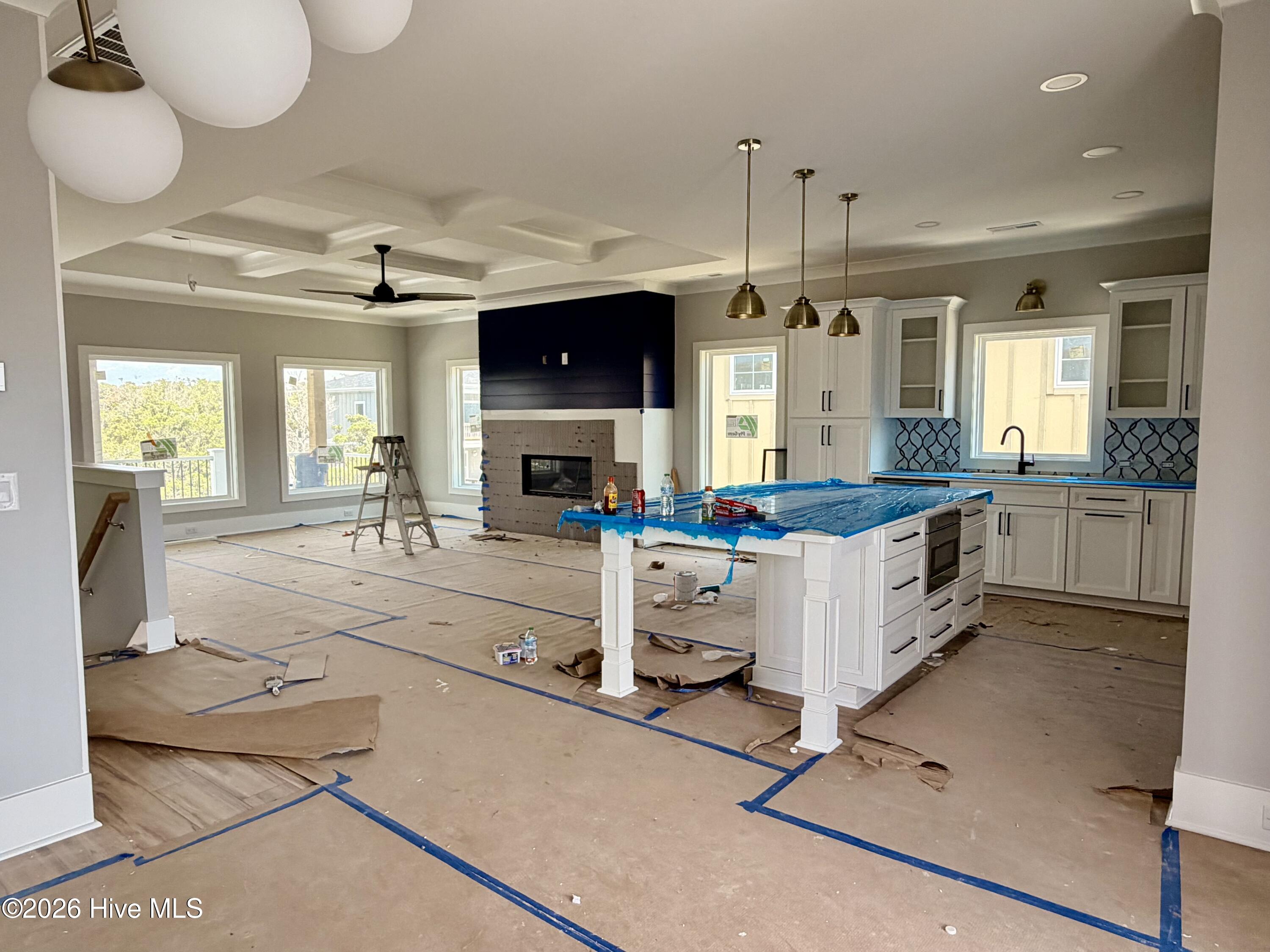 206 W Pelican Drive
