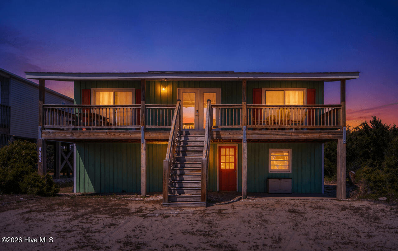 922 E Beach Drive