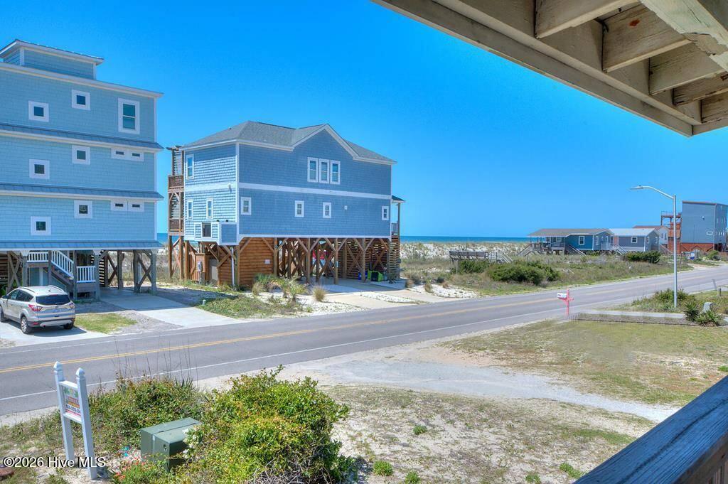 922 E Beach Drive