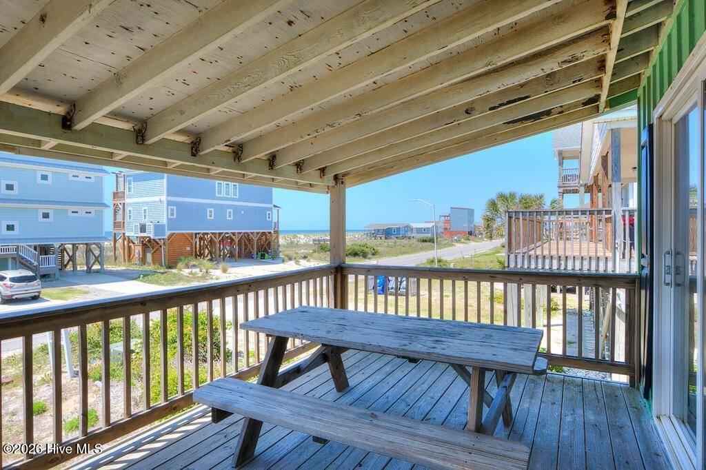 922 E Beach Drive