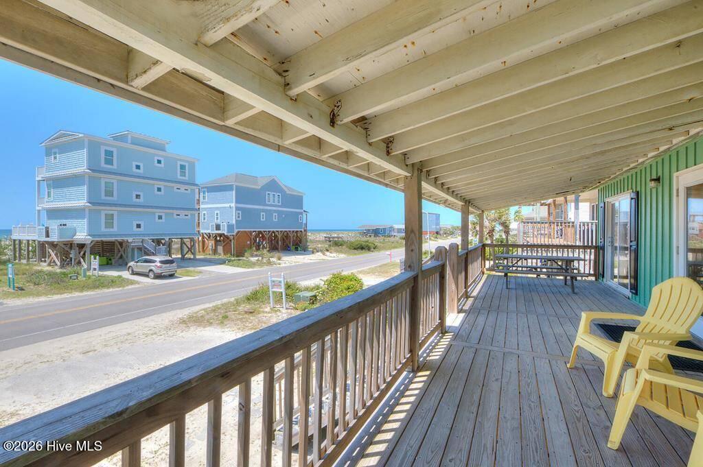922 E Beach Drive
