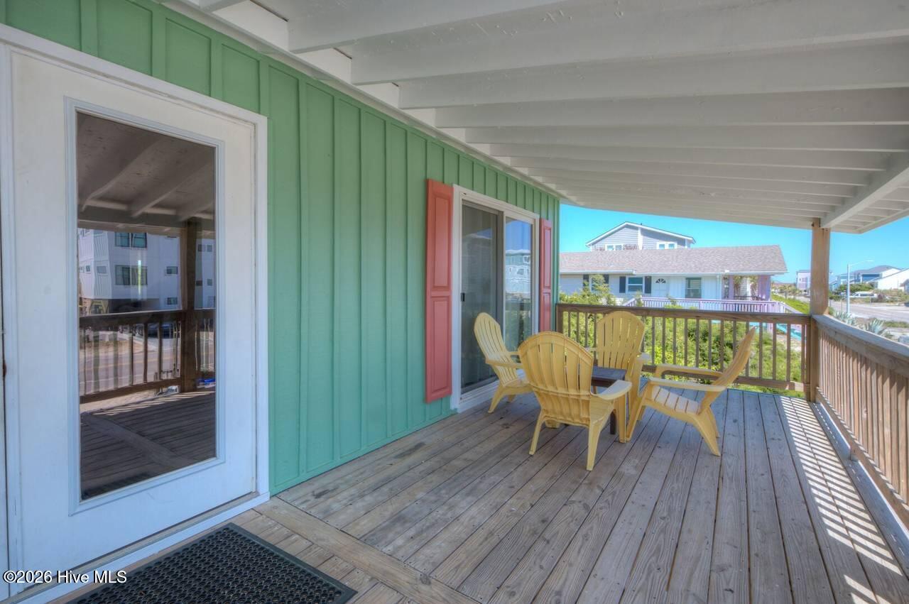 922 E Beach Drive
