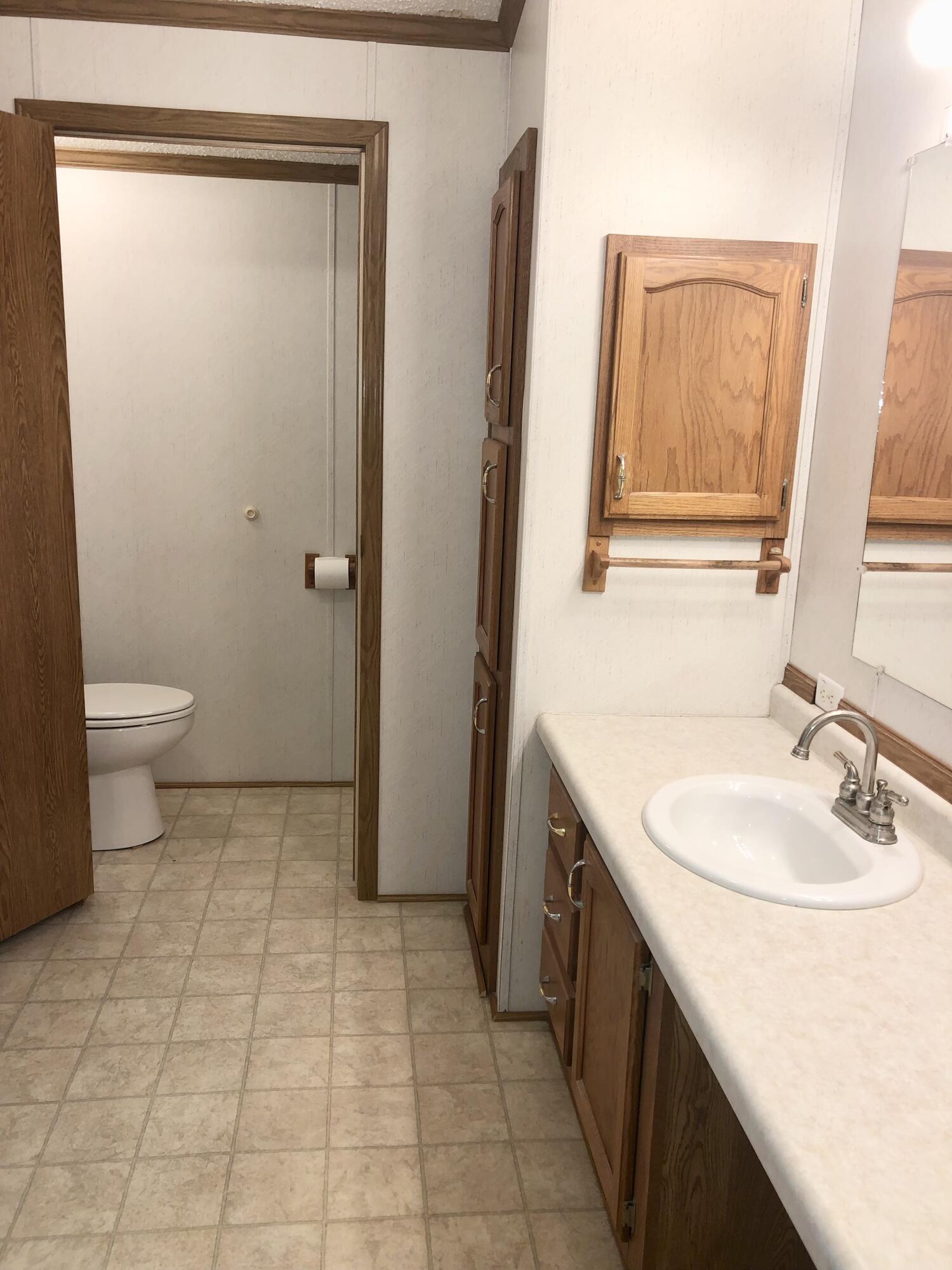 155 E 48th Street, 24