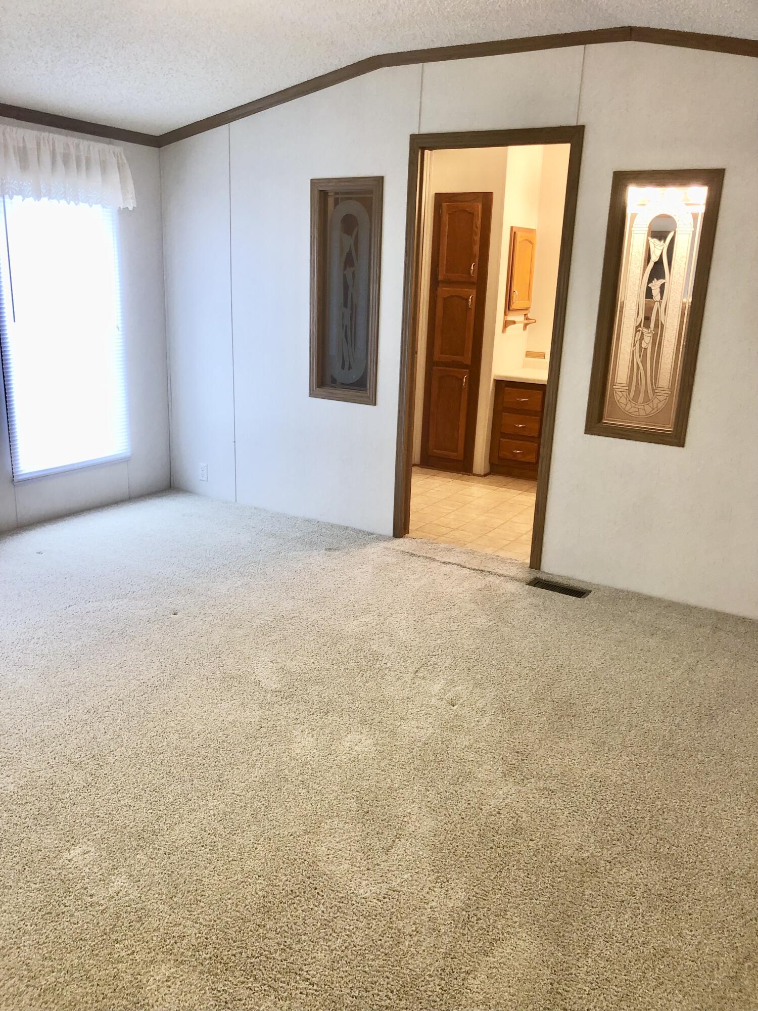 155 E 48th Street, 24