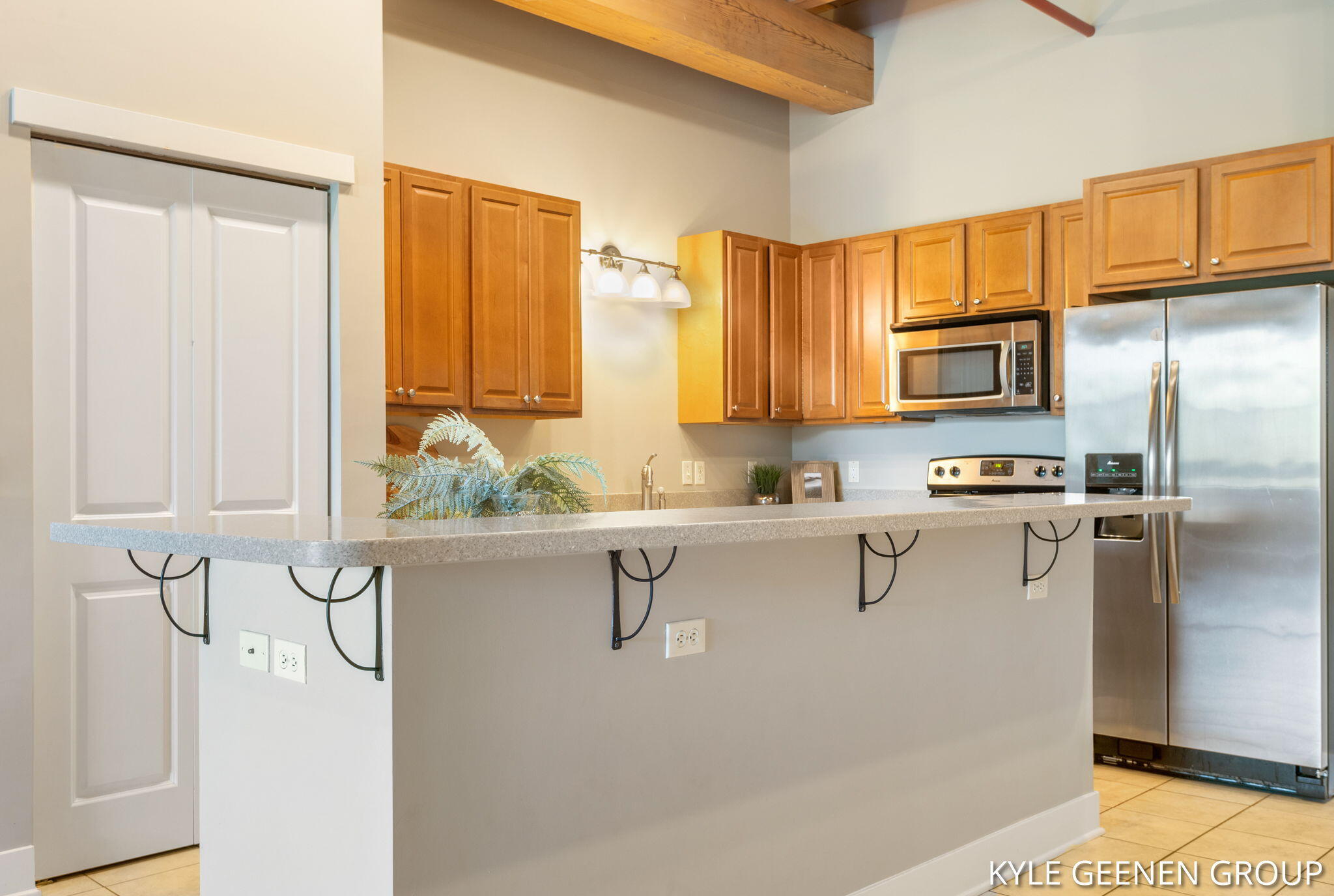 533 COLUMBIA Avenue, 103