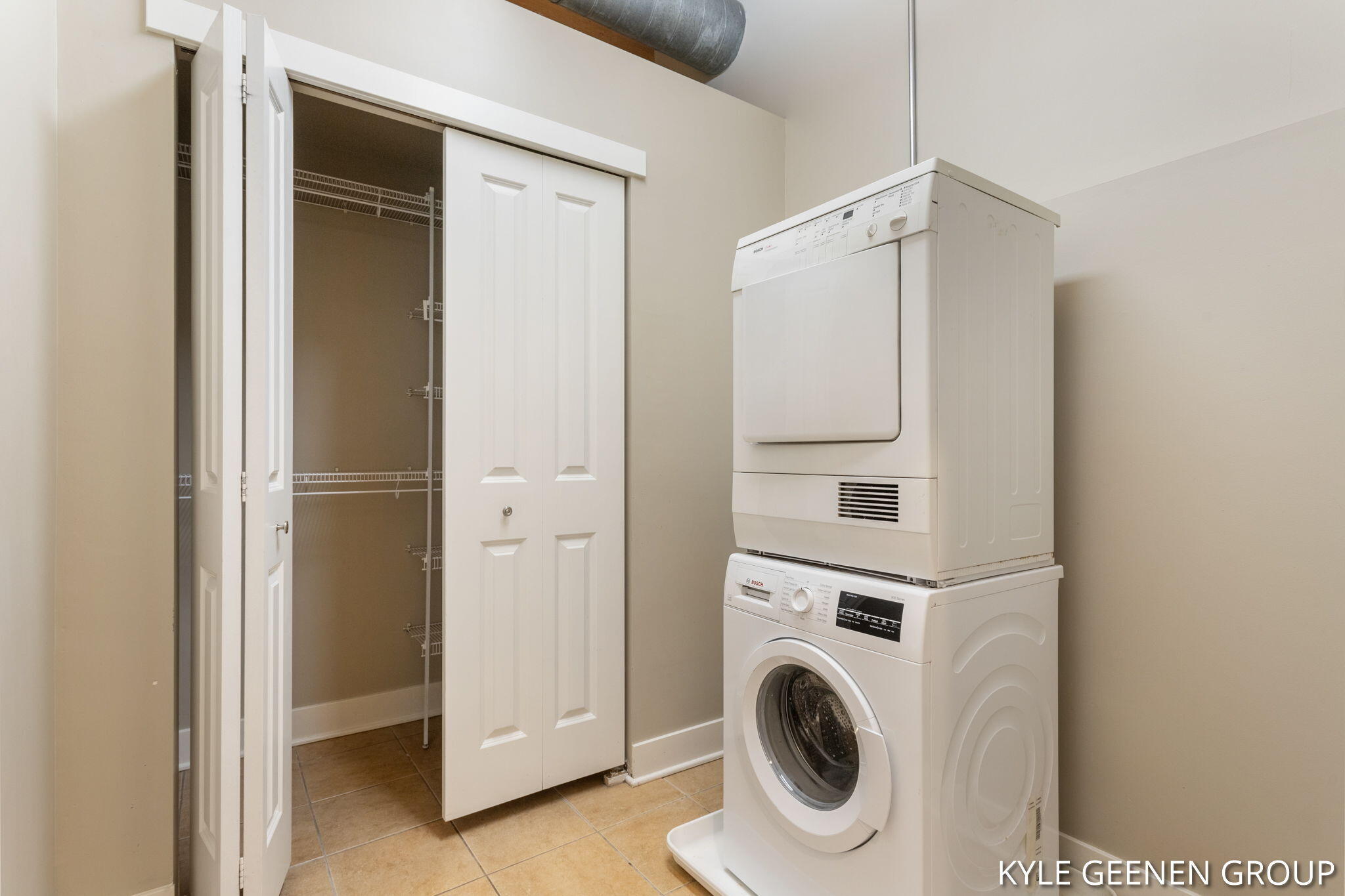 533 COLUMBIA Avenue, 103