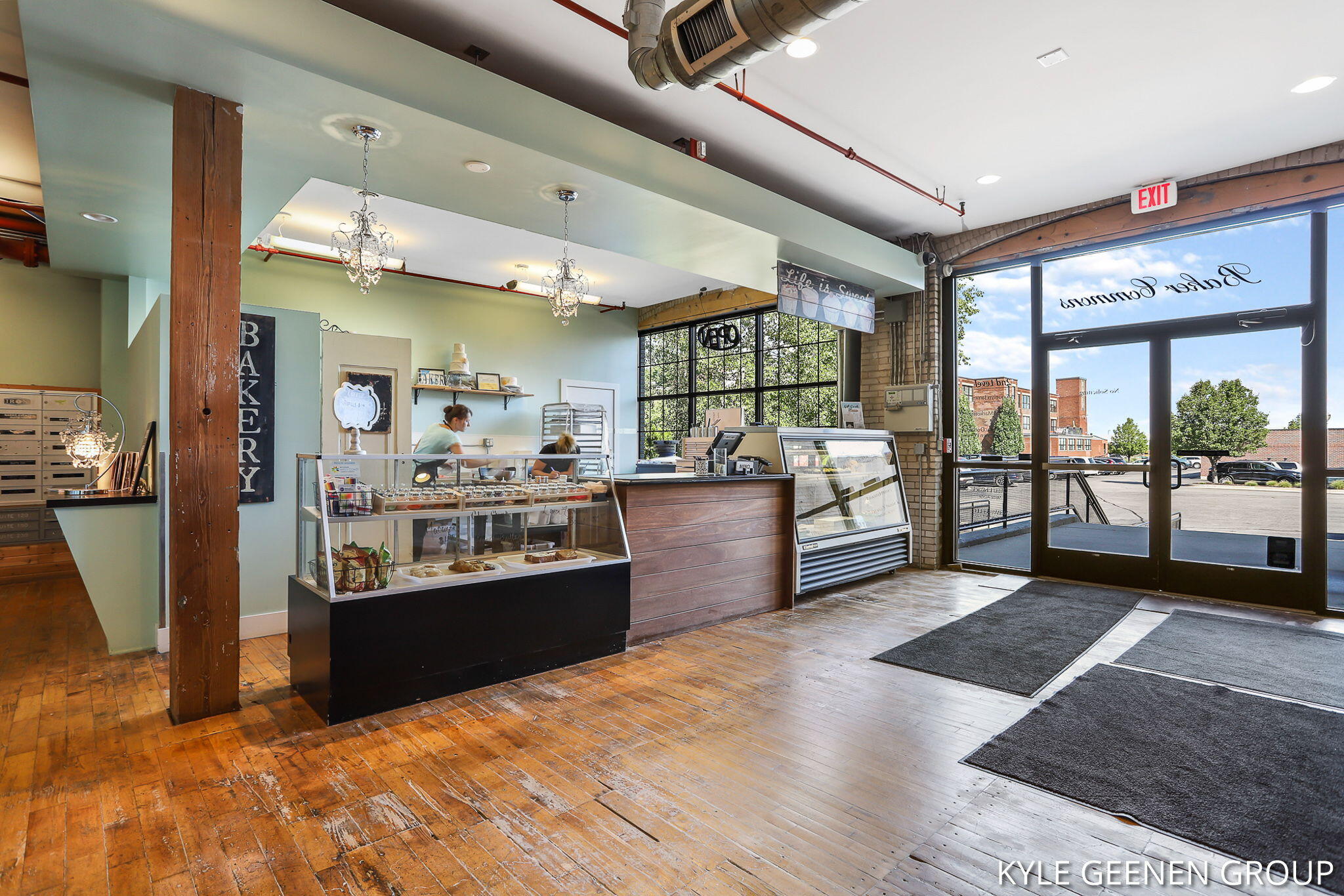 533 COLUMBIA Avenue, 103