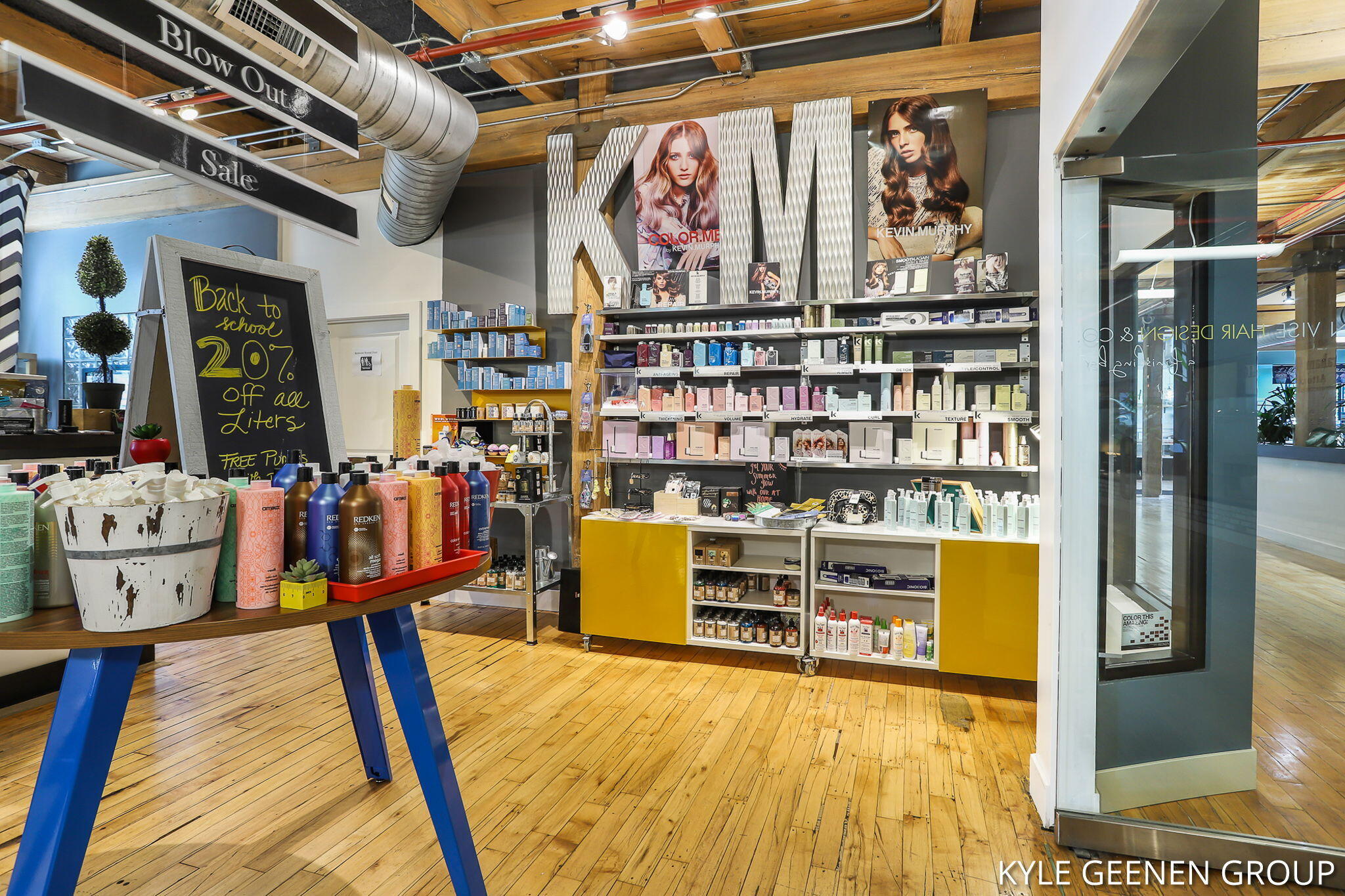 533 COLUMBIA Avenue, 103