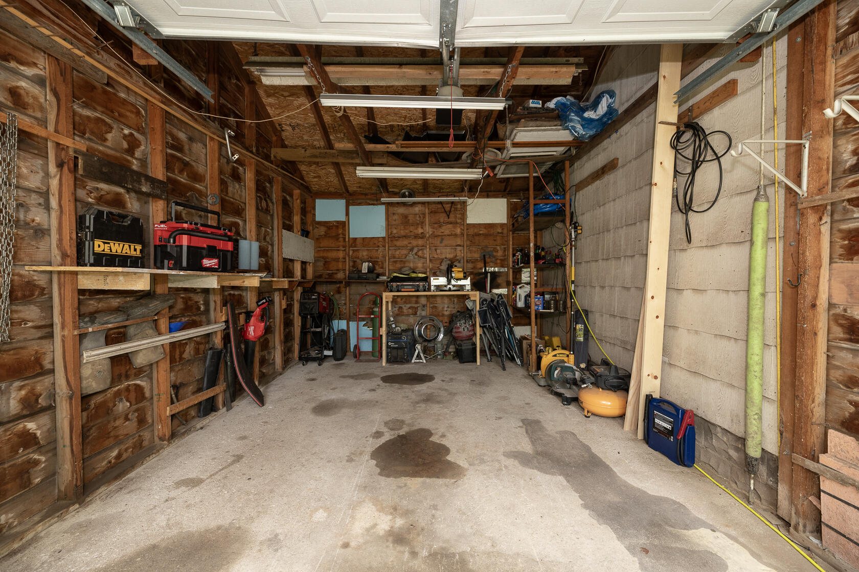 16924 County Road 215