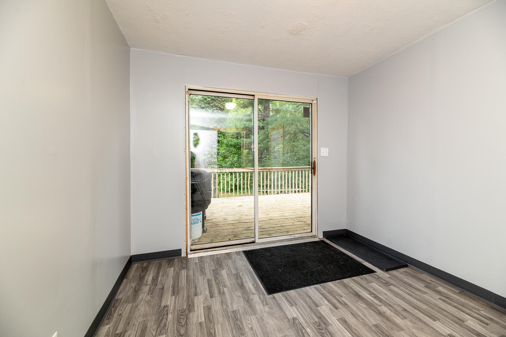 16924 County Road 215