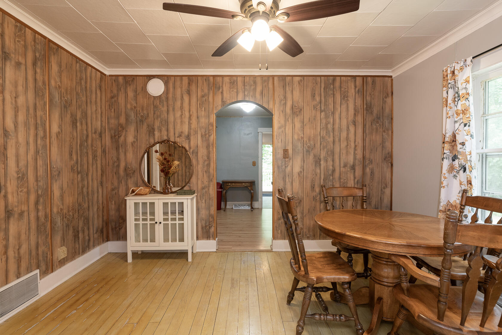 16924 County Road 215