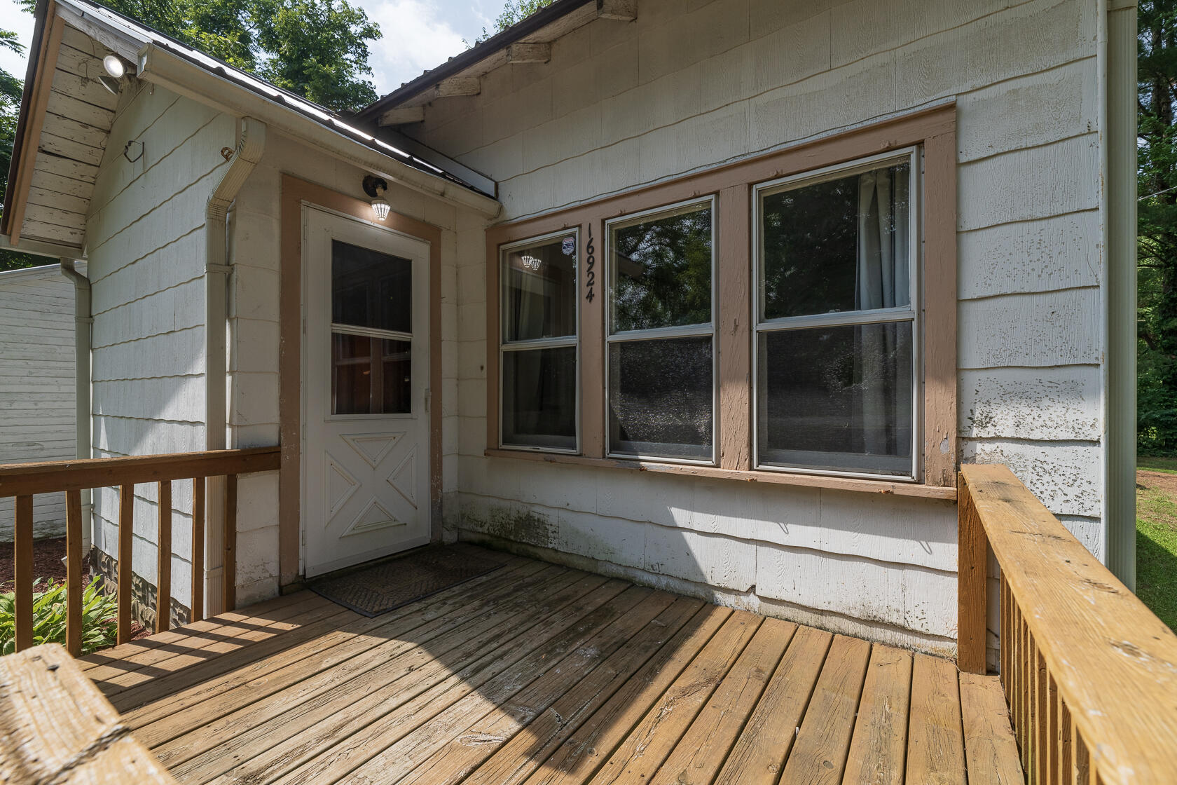 16924 County Road 215