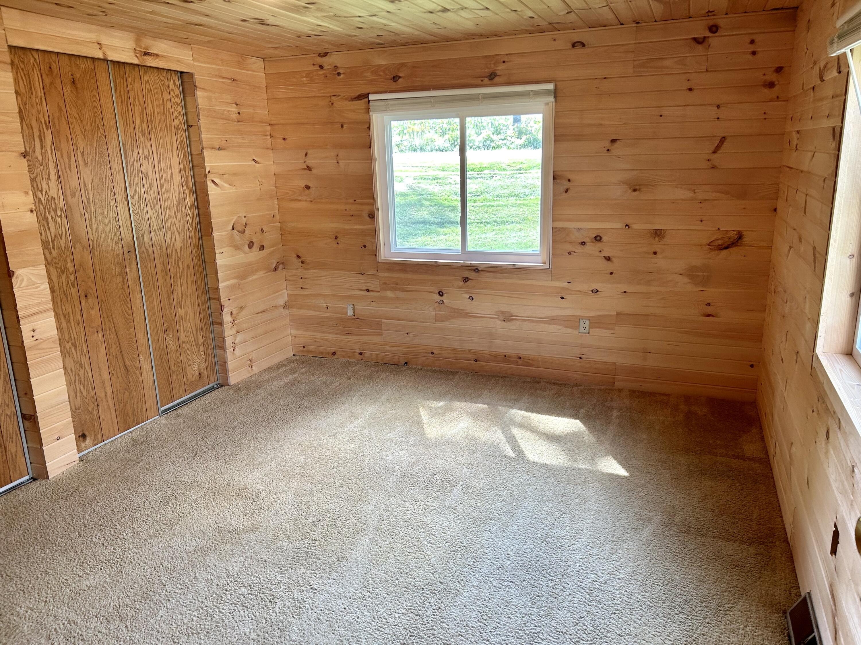 155 E 48th Street, 36