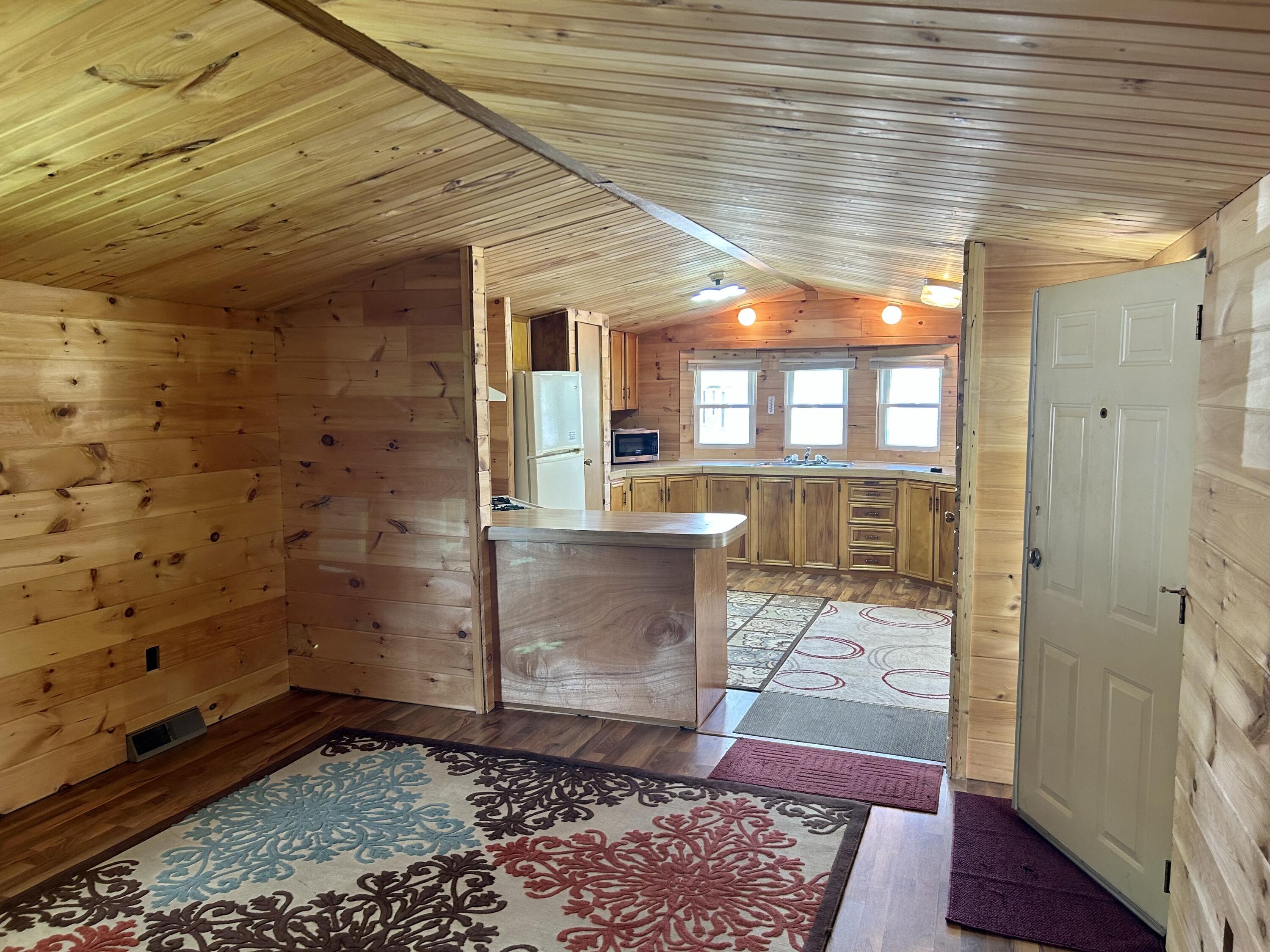 155 E 48th Street, 36