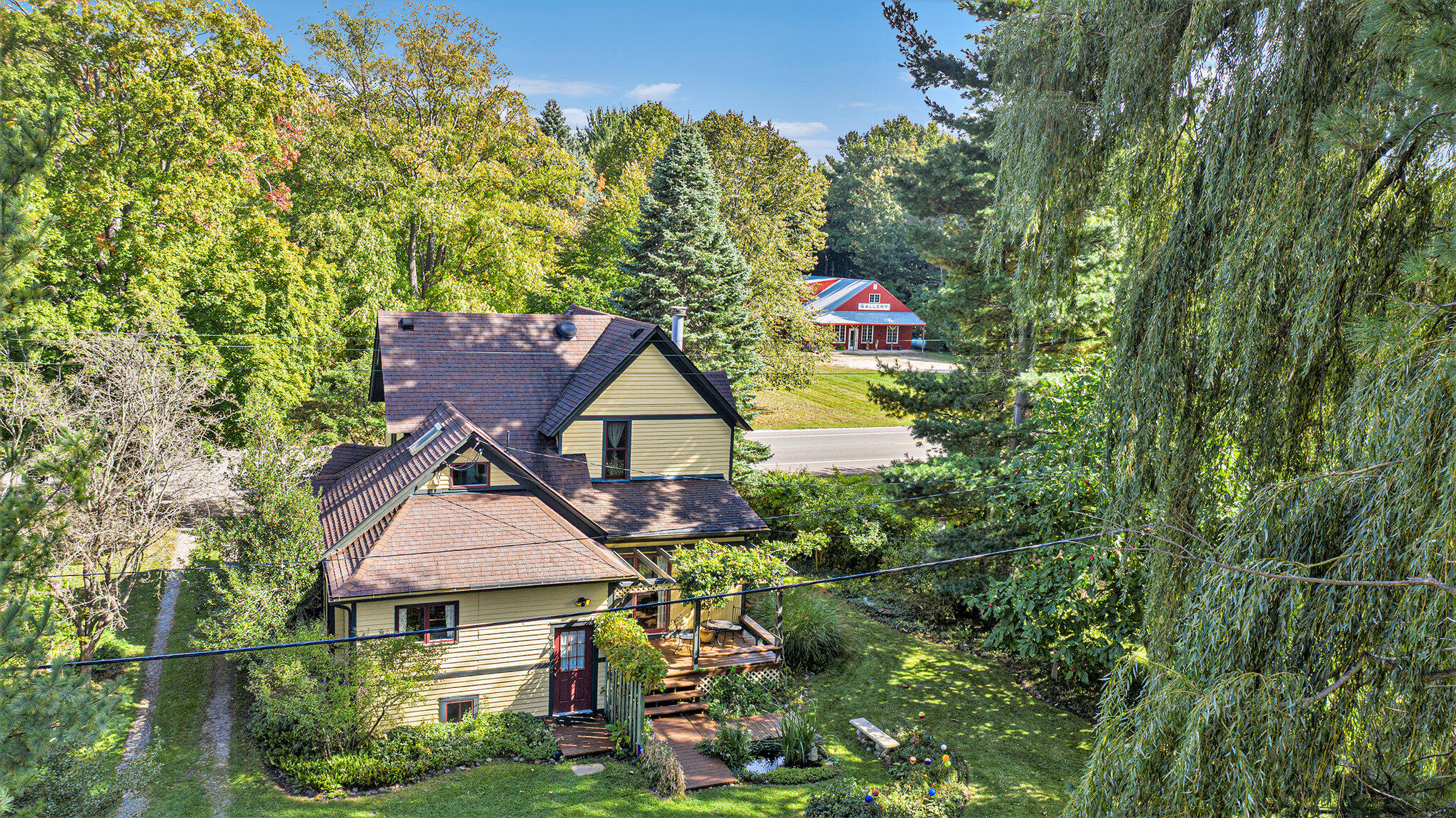 1382 Blue Star Highway