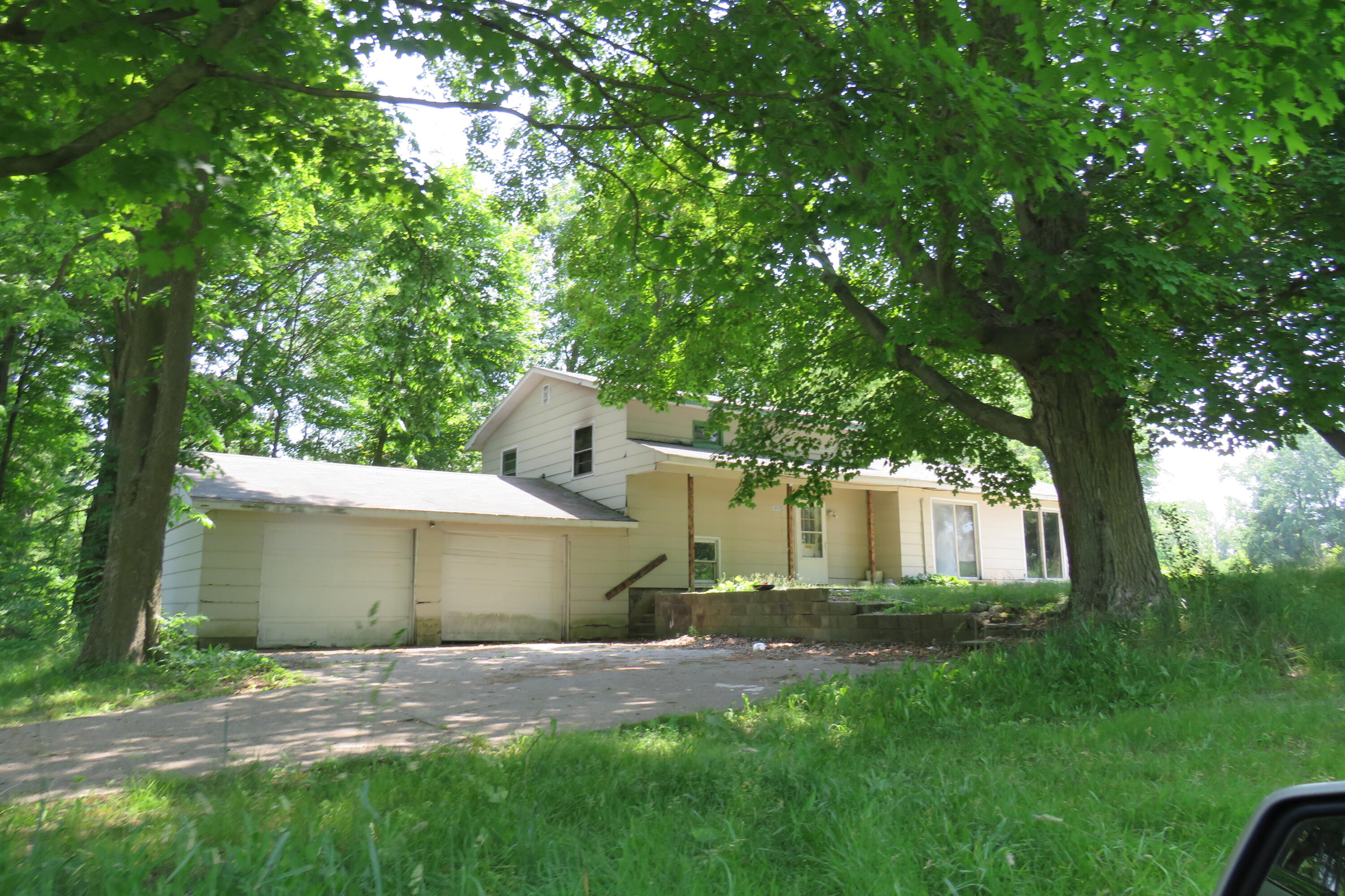 69473 Red Arrow Highway