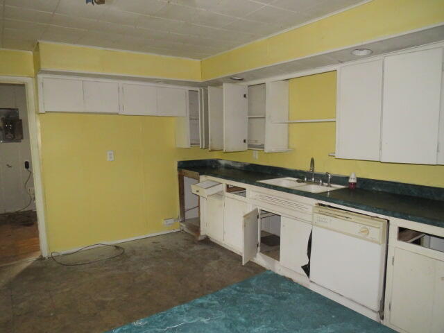 69473 Red Arrow Highway