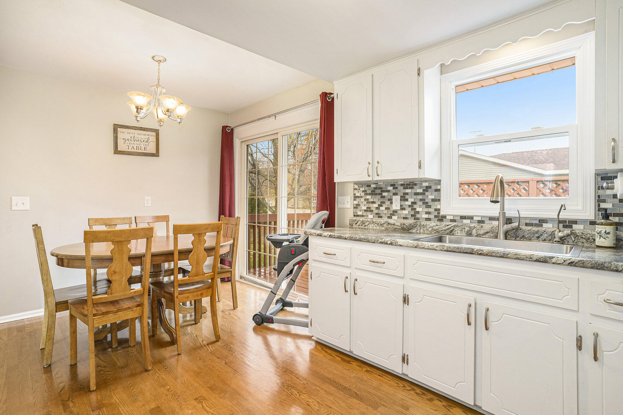 471 Aniline Avenue N