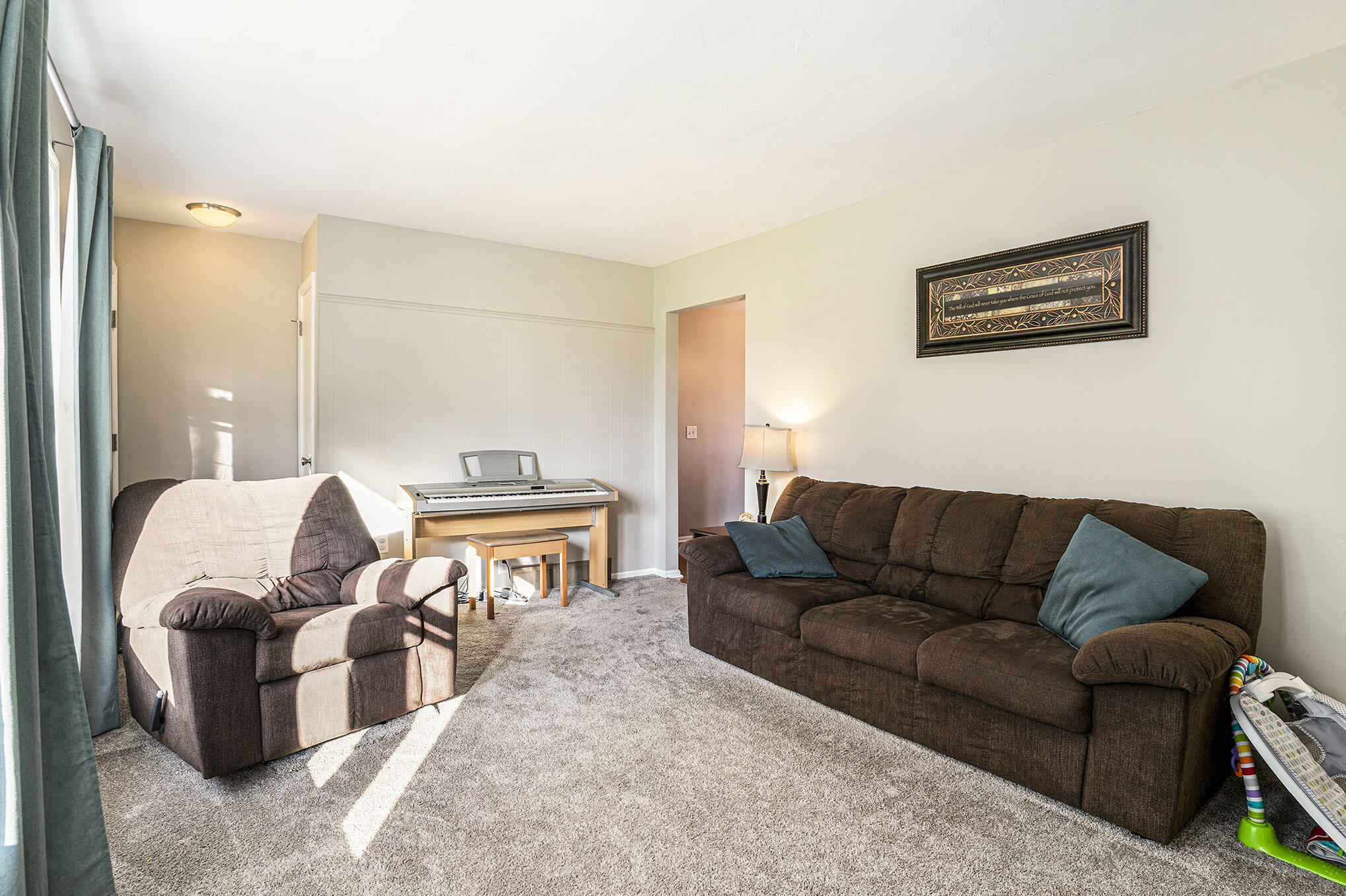 471 Aniline Avenue N