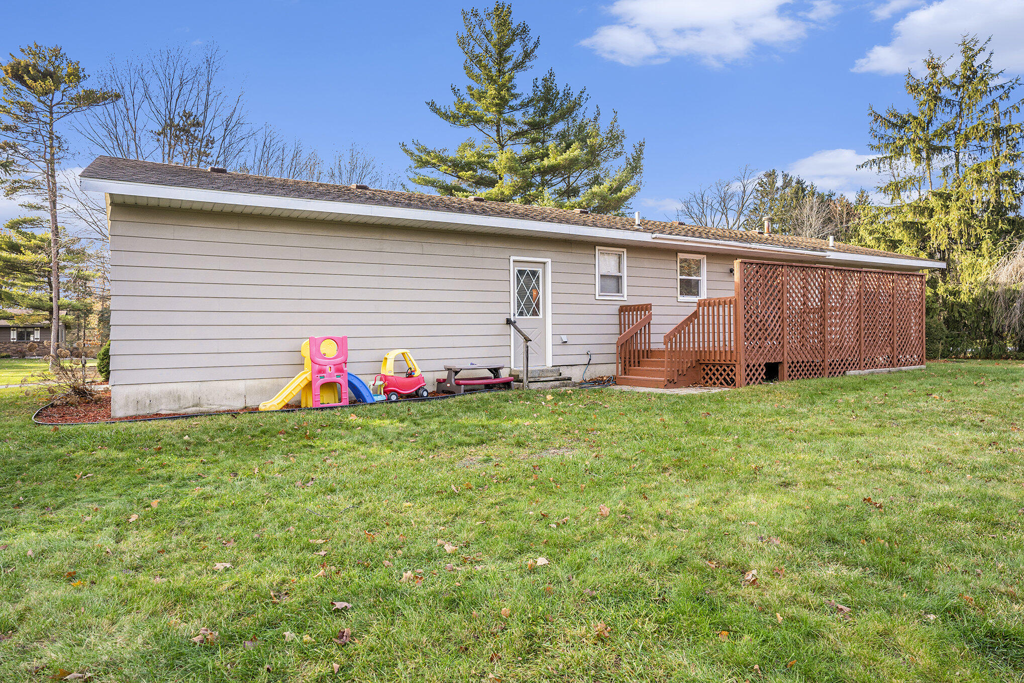 471 Aniline Avenue N