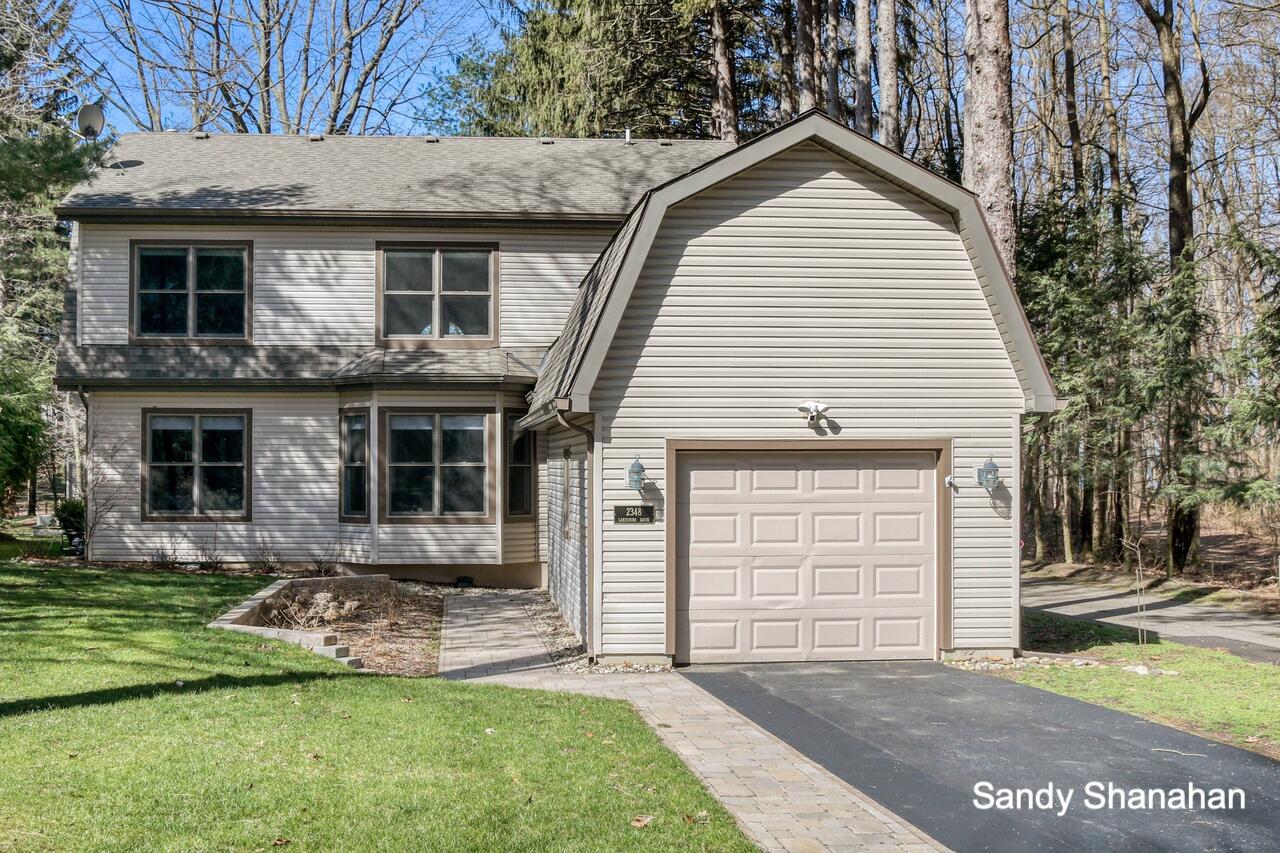 2348 Lakeshore Drive