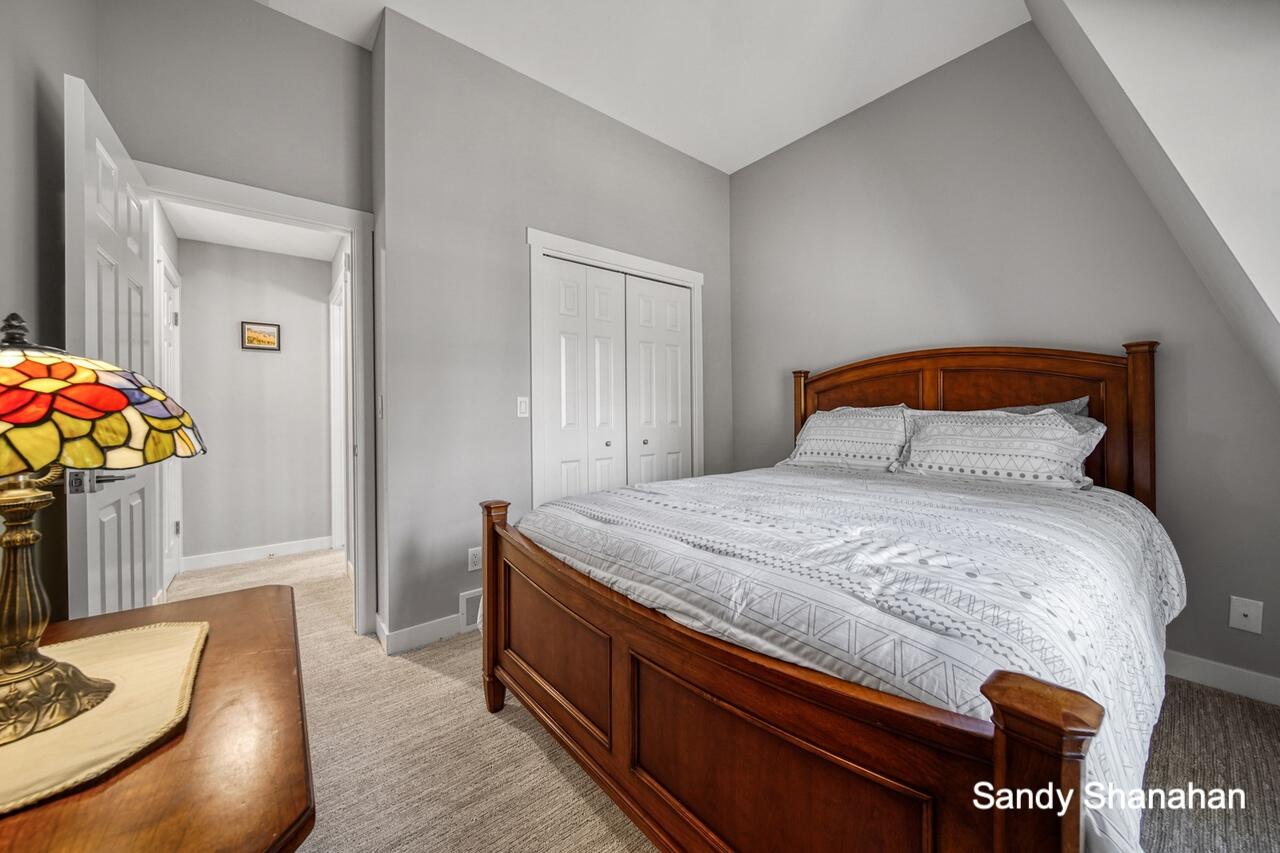 2348 Lakeshore Drive