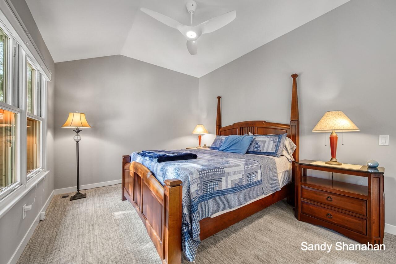 2348 Lakeshore Drive