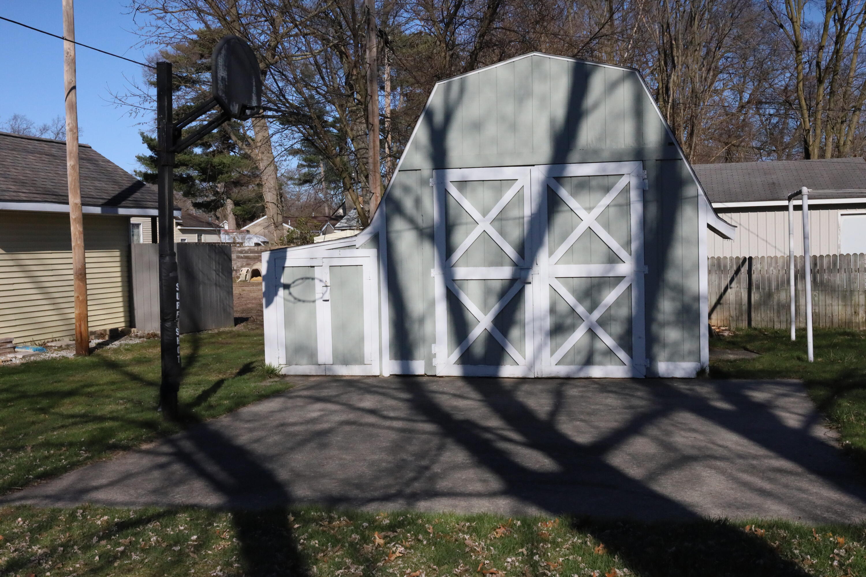 2250 Madalene Avenue