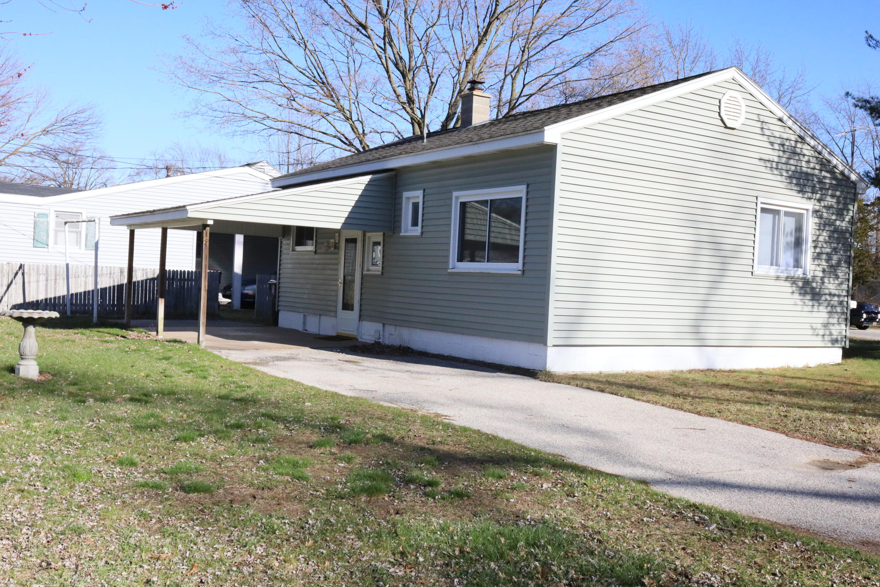 2250 Madalene Avenue