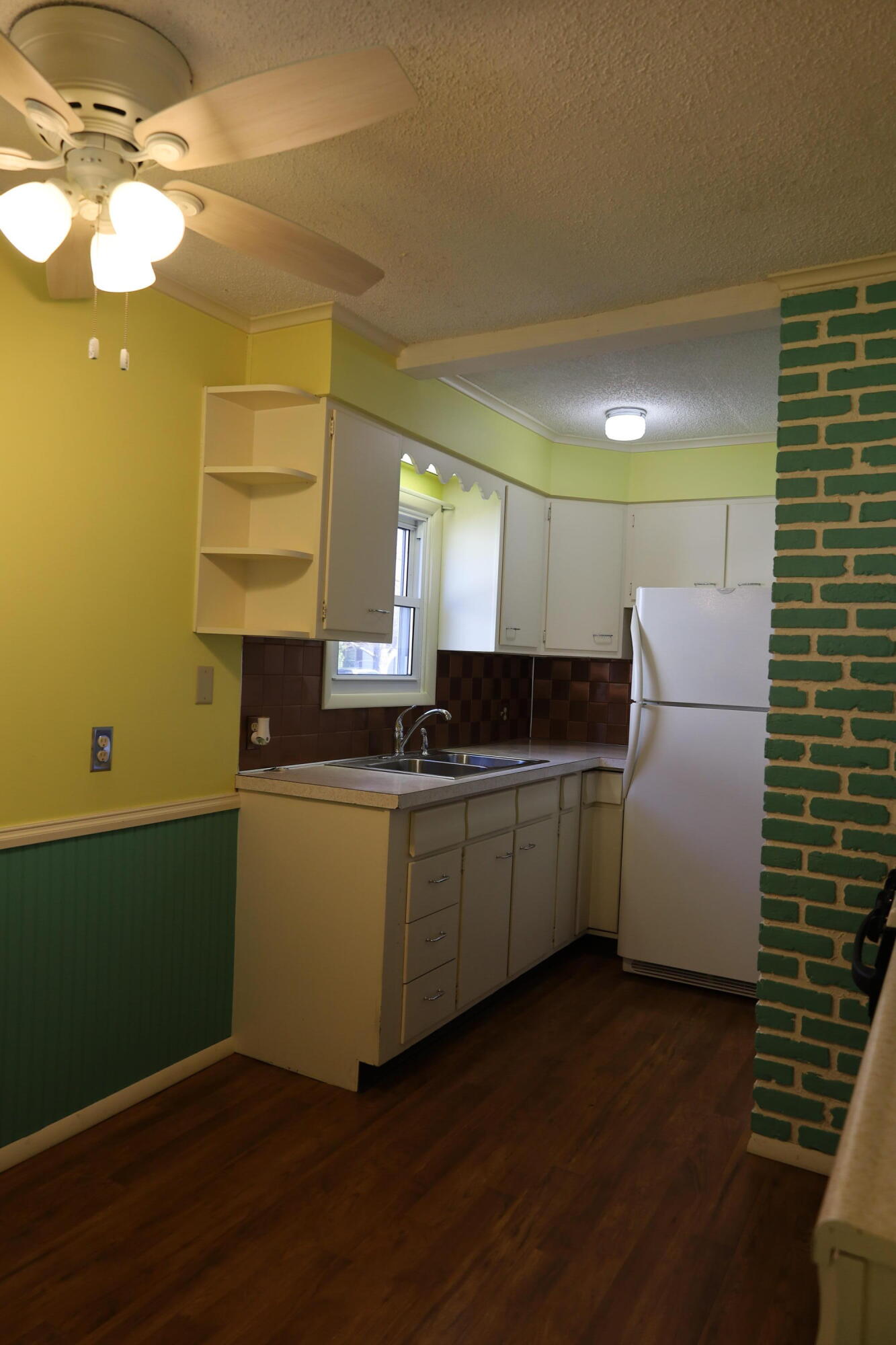 2250 Madalene Avenue