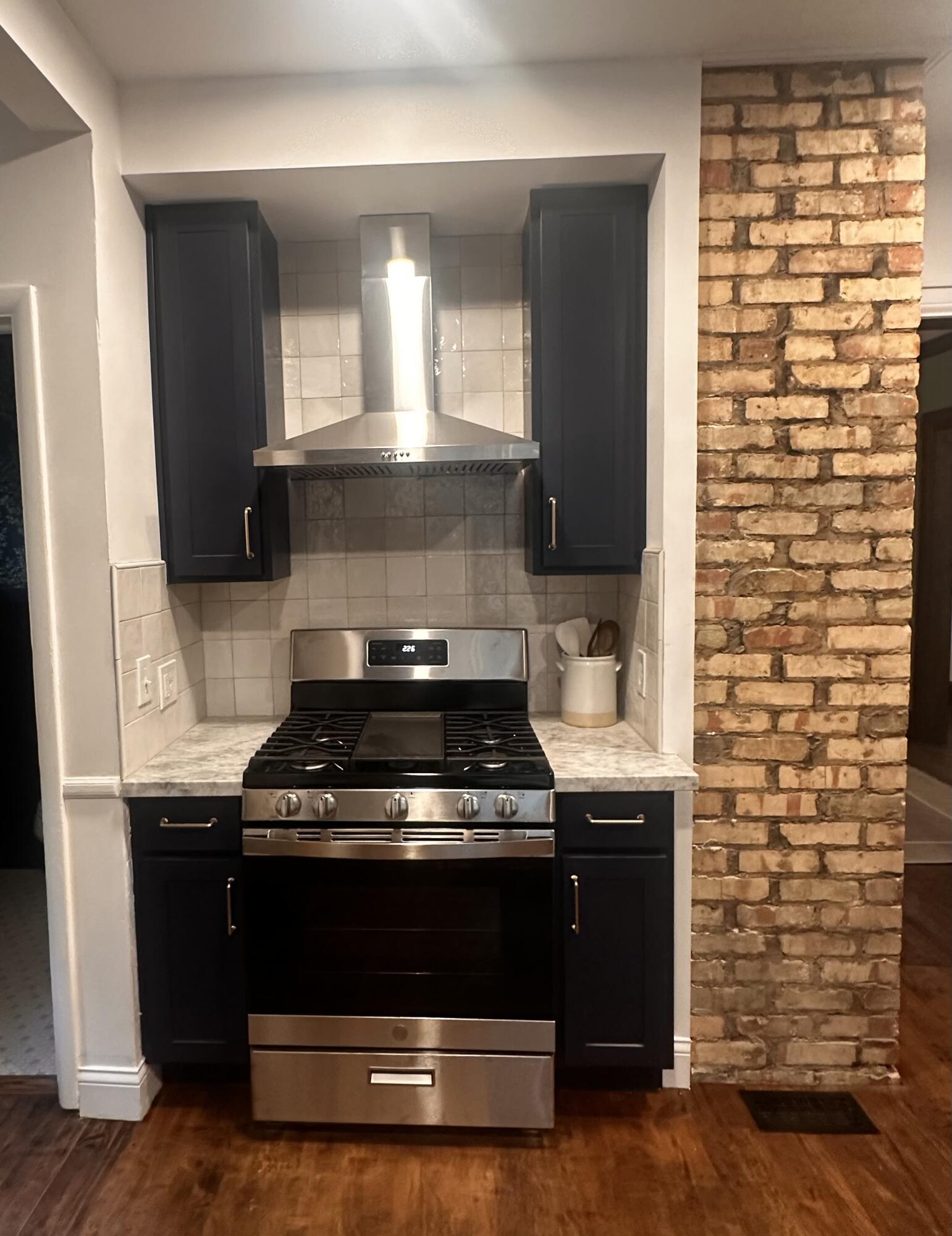 1329 Dunham Street SE