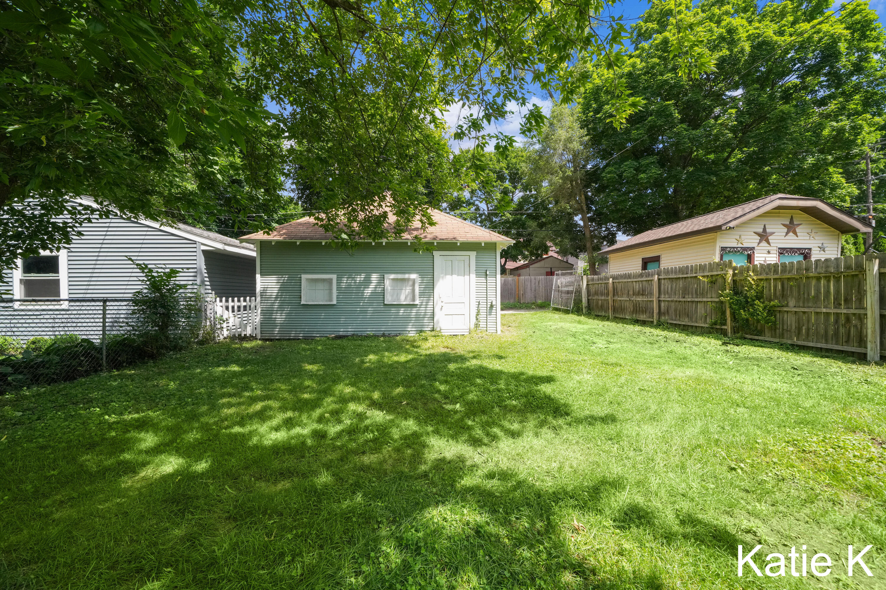 1329 Dunham Street SE