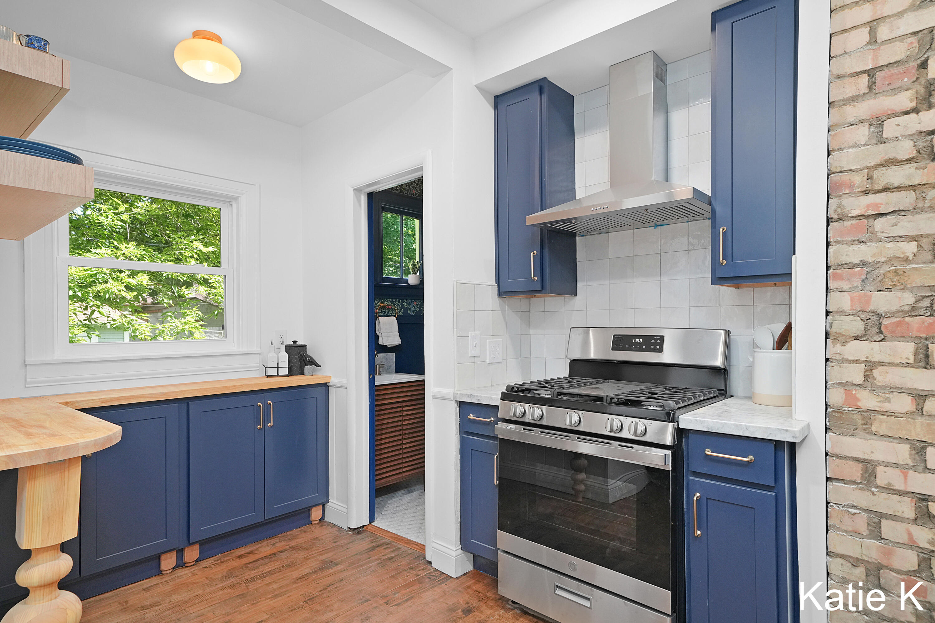 1329 Dunham Street SE